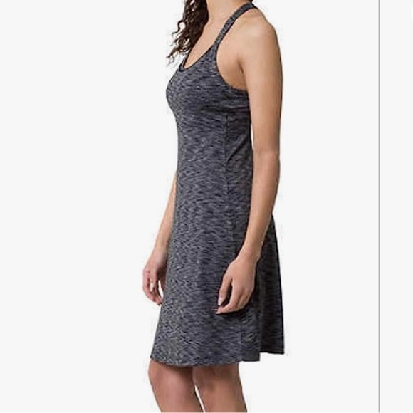 Mondetta Performance Gear dress - Picture 3 of 4